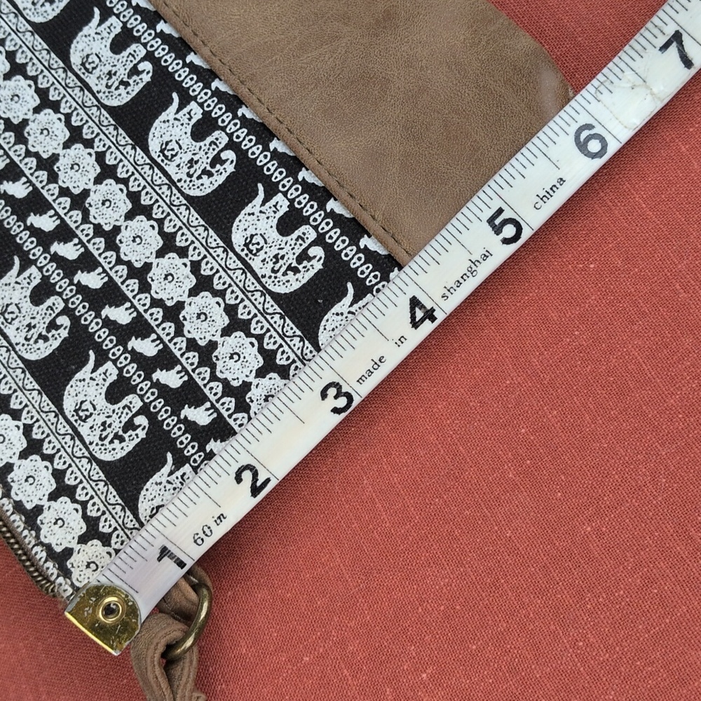 Jac & Annie Elephant Clutch - Picture 10 of 16